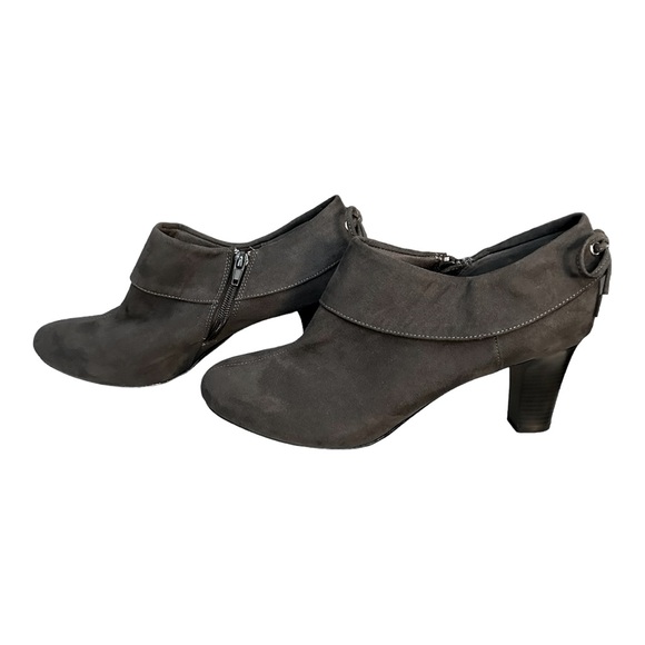 Coach and Four Faux Suede Ankle Booties Cuffed Bow Charcoal Gray Women’s Size 10 - Picture 4 of 7